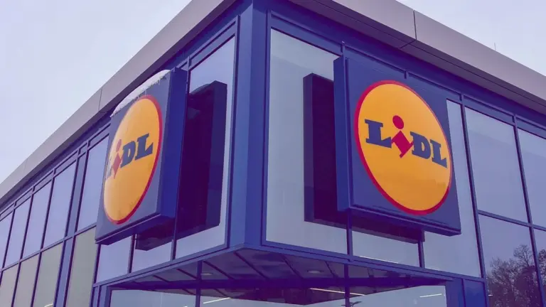 Il tavolo trasformabile Lidl: la soluzione salvaspazio che la tua cucina attende