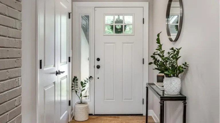 5 errori d'arredo comuni che rovinano l'ingresso di casa