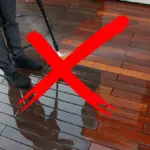 La tua terrazza in legno sembra disastrata? 2 rimedi naturali per farla tornare come nuova